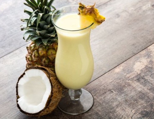 img como preparar pina colada en coctelera con o sin alcohol 65441 600