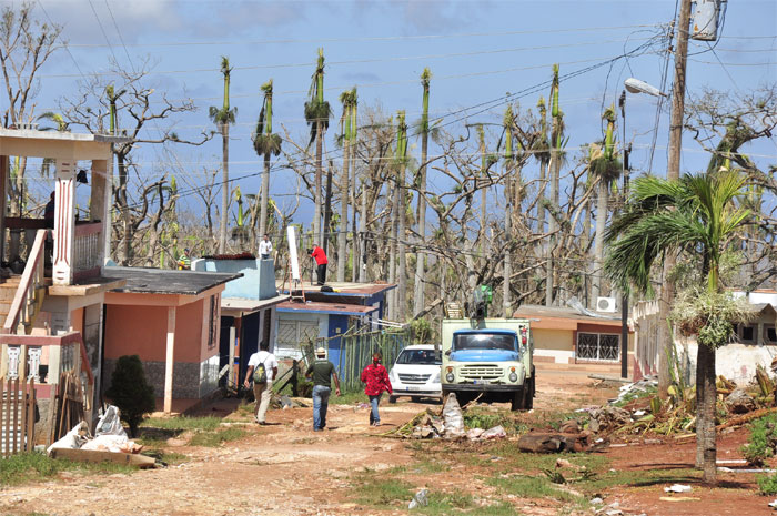 poblado-la-máquina-en-maisí