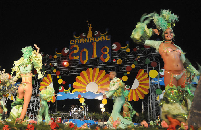 comenzo carnaval gala