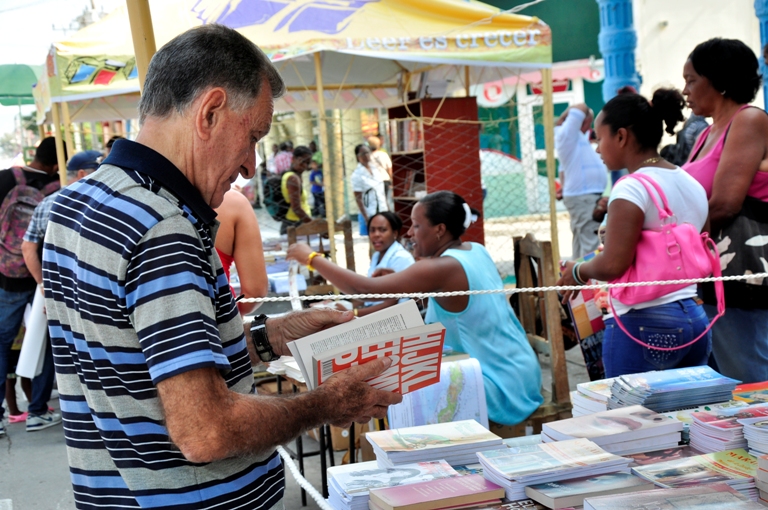 feria libro anuncio