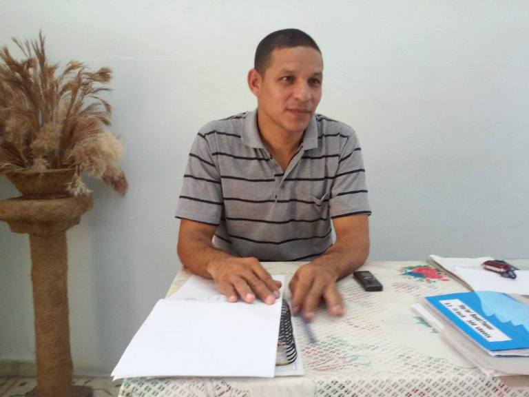 director escuela especial caimanera