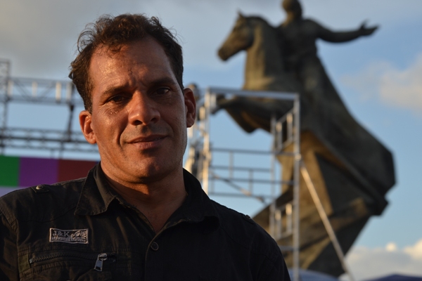 enrique acto santiago