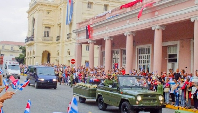 caravana sigue fidel