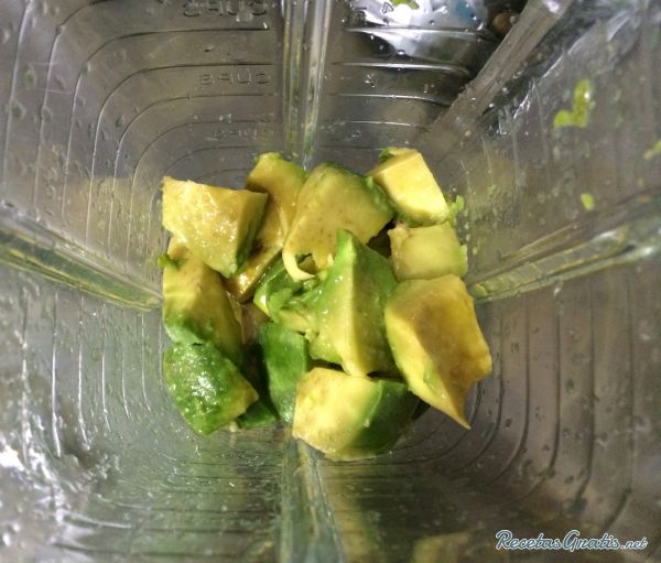 salsa de aguacate 2