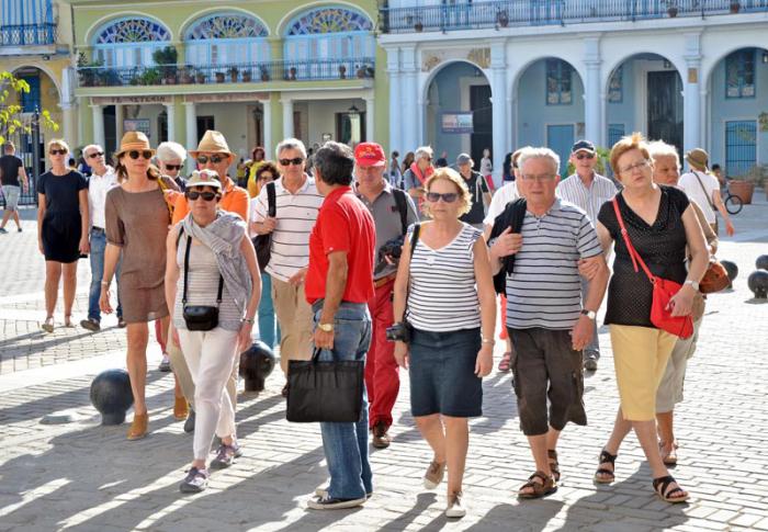 turistas arribo cuba