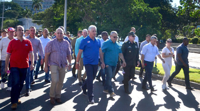 0 28 diaz canel homenaje a camilo 8