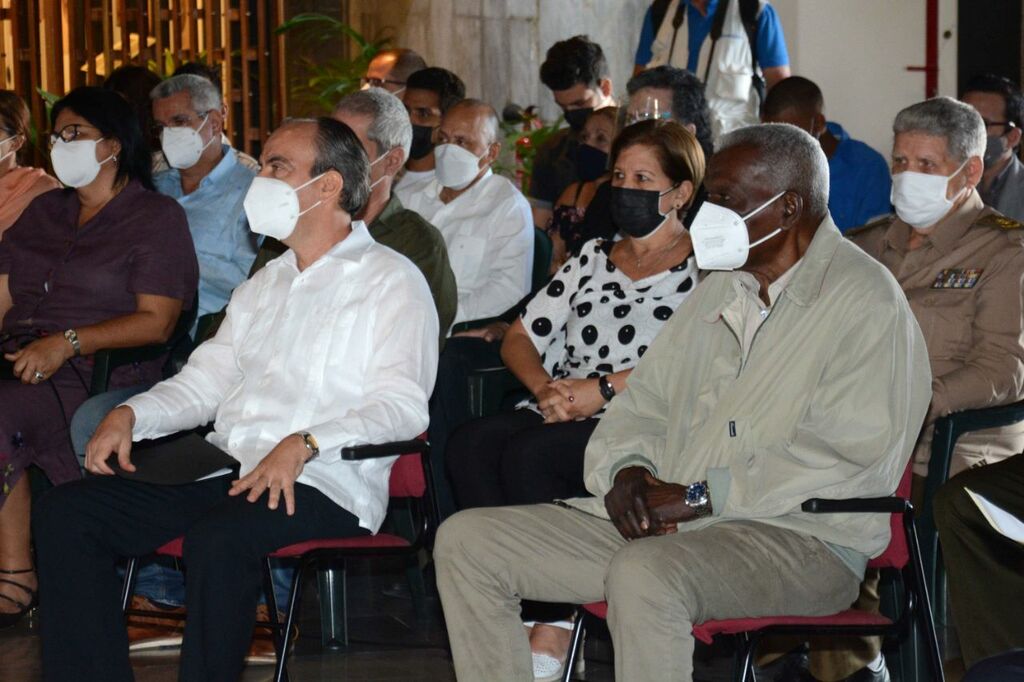 0128 dirigentes cubanos