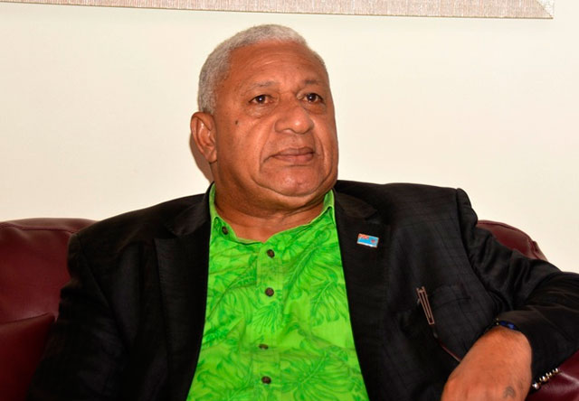 0210 primer ministro fiji