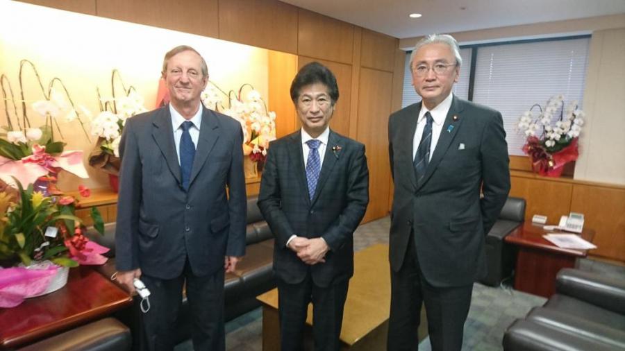 0911 parlamentarios cuba japon