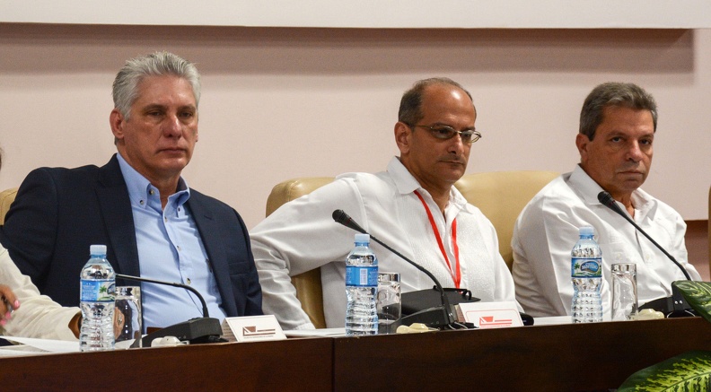 1031 Díaz Canel foro sobre la Revolución Cubana