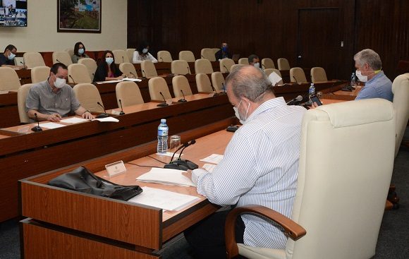 ER 01 Coronavirus 12 05 2020 580x367