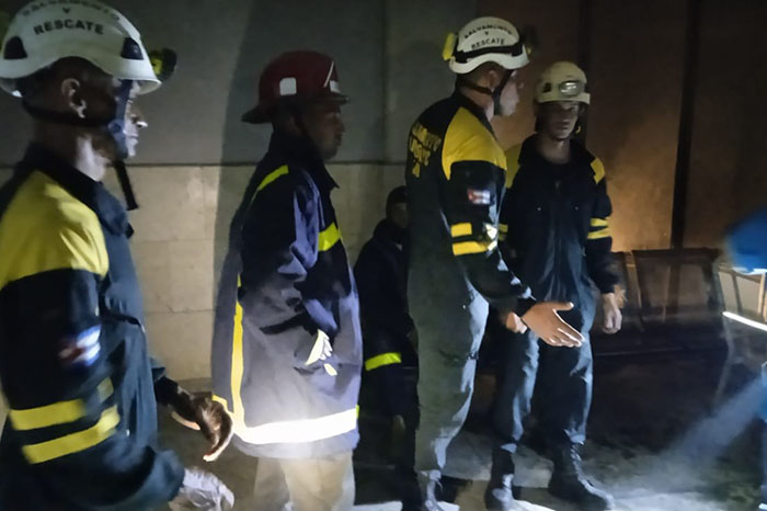 1404 fuego hospital4