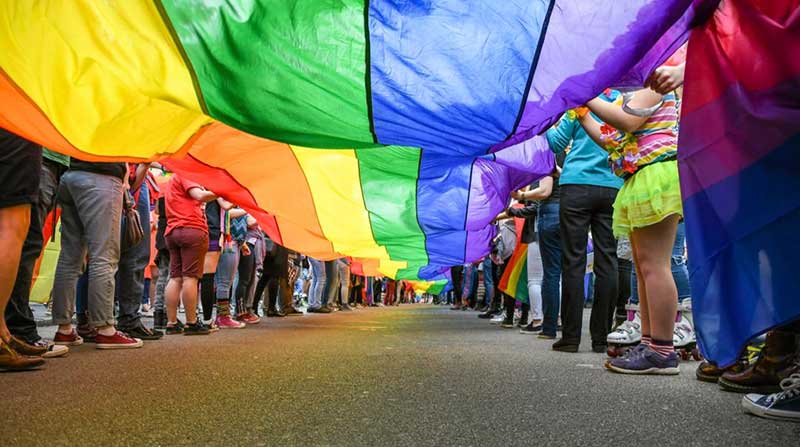 1705 homofobia