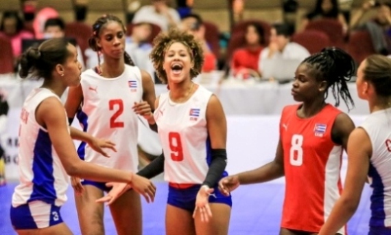 19 CPanU18 CUBcelebraVsPerú