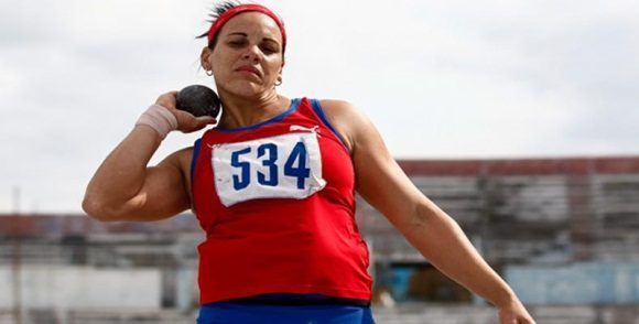 1 Yaniuvis Lopez SCU 580x294