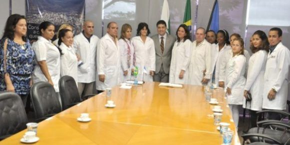 1 angel medicos cubanos 600x300 580x290