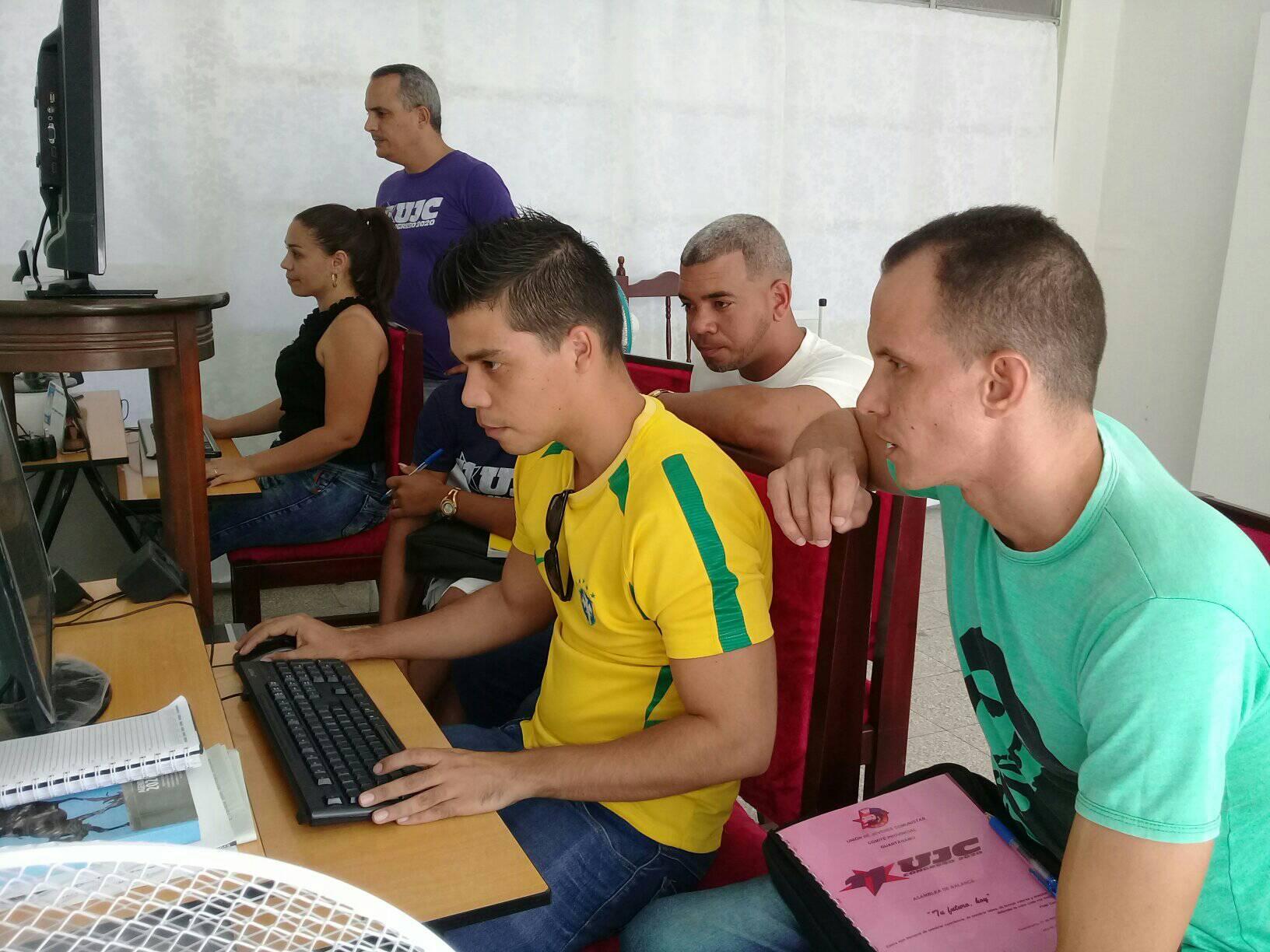 89064085 214081933298800 334496743116767232 nportada