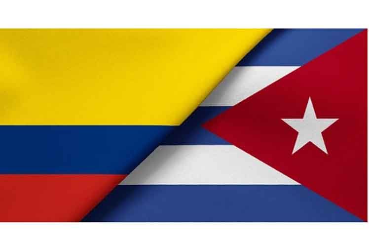 Banderas de Cuba y Colombia