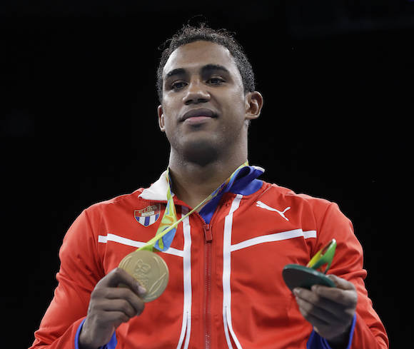 arleen lopez medalla de oro