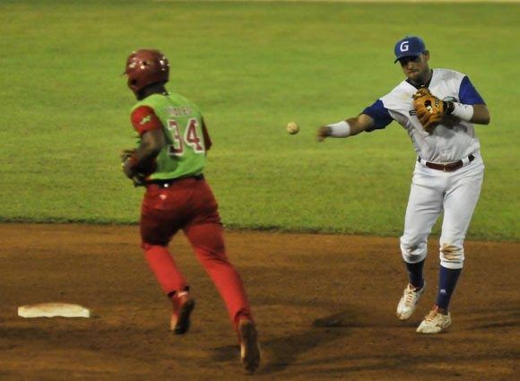 beisbol granma gana 580x425