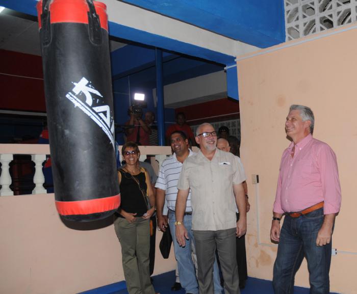 diaz canel gimnasio boxeo