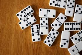 domino juego