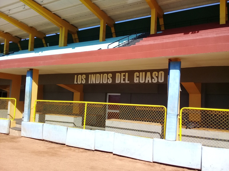 estadio Van Troi 9