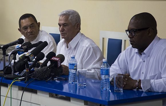higinio velez mlb cuba usa 02 580x372