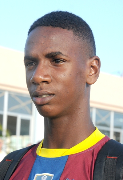 leonardo joven futbol