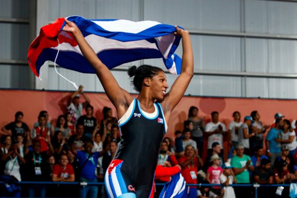 lucha Milaimys Marin 23 580x387