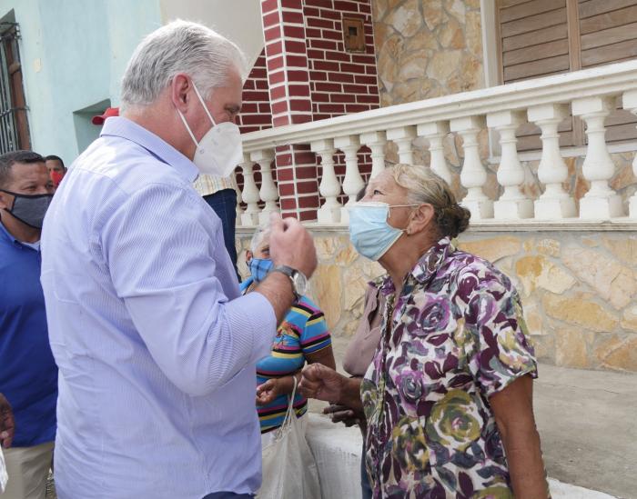 Díazcanelw
