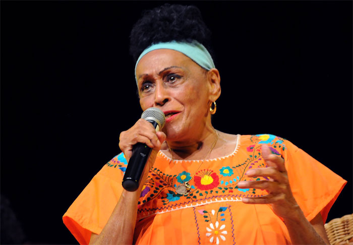 Omara Portuondo en Guantánamo 8