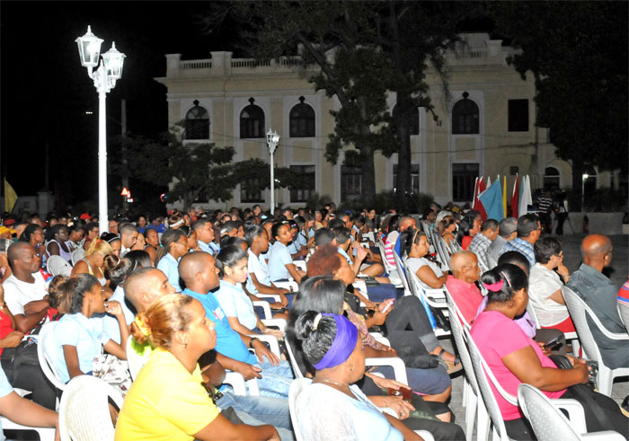 Contra la Ley Helms Burton 9