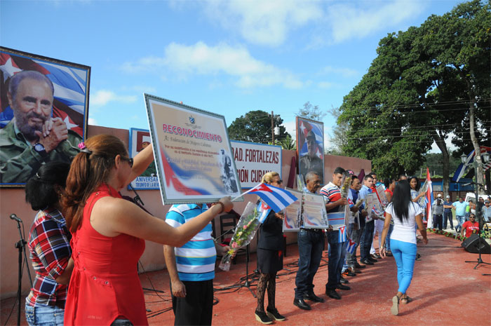 acto yateras7