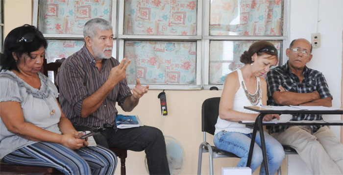 asamblea upec venceremos4