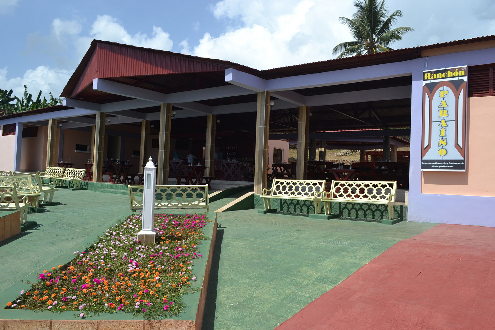 42732035325 9292f0b0af h