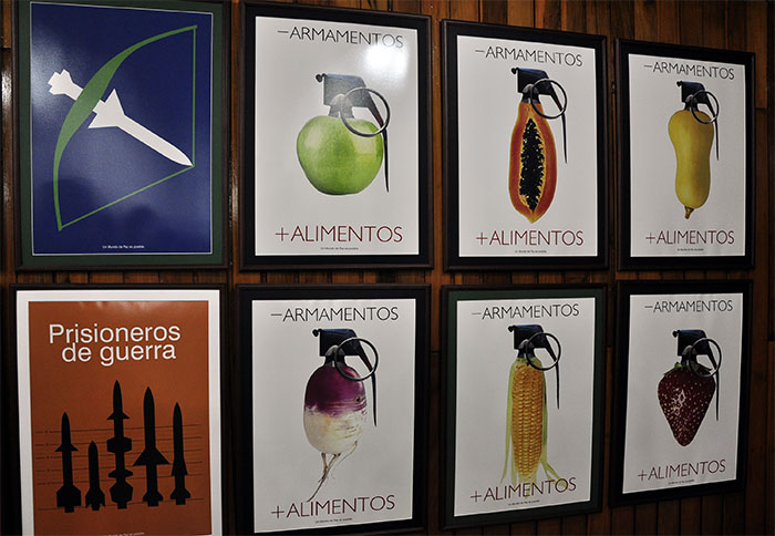 carteles paz gtmo5
