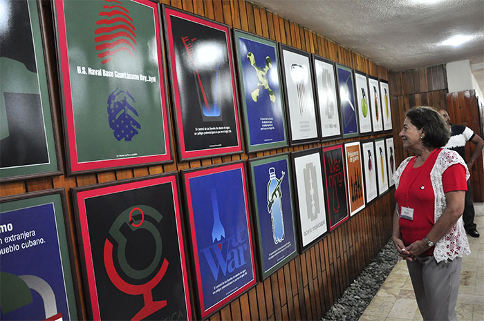 carteles paz gtmo9