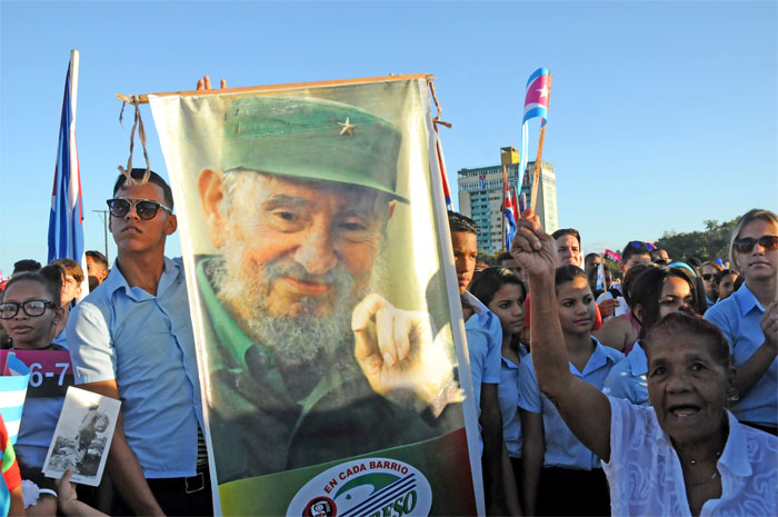 desfile primero mayo13