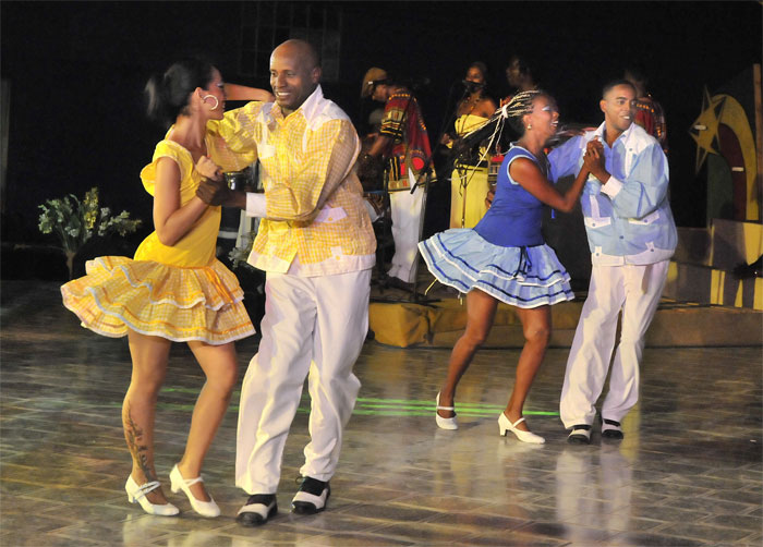 2 gala carnaval Guantánamo 2015