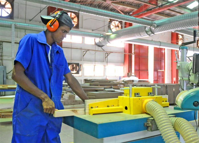 jovenes mueble imperio3