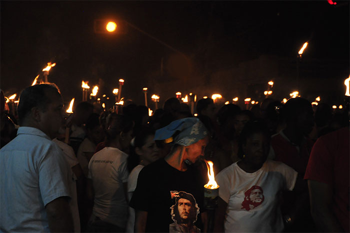 marcha antorchas gtmo3
