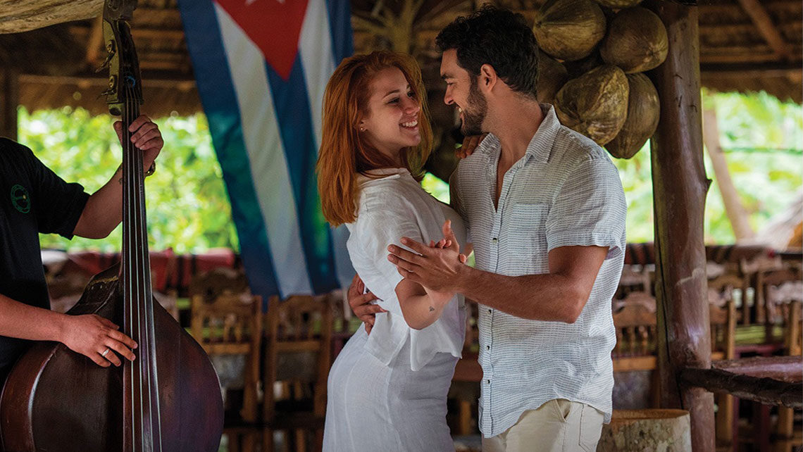 bailar salsa cuba 1140x642
