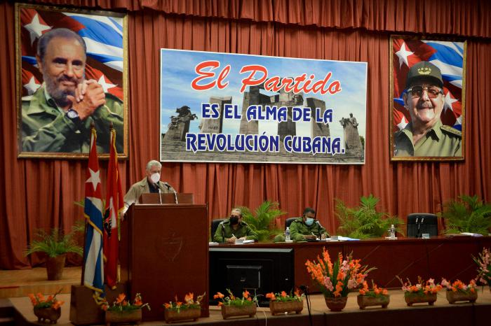 Díaz Canel en Guantánamo 2021