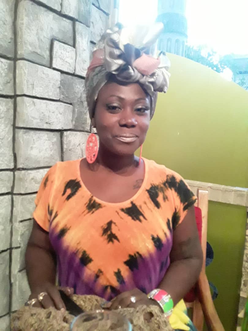 Dra Monafro