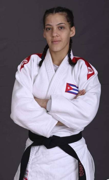 idelannis gomez