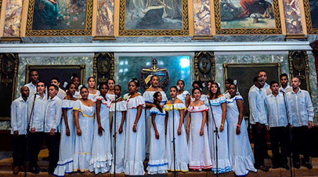 academia de canto mariana