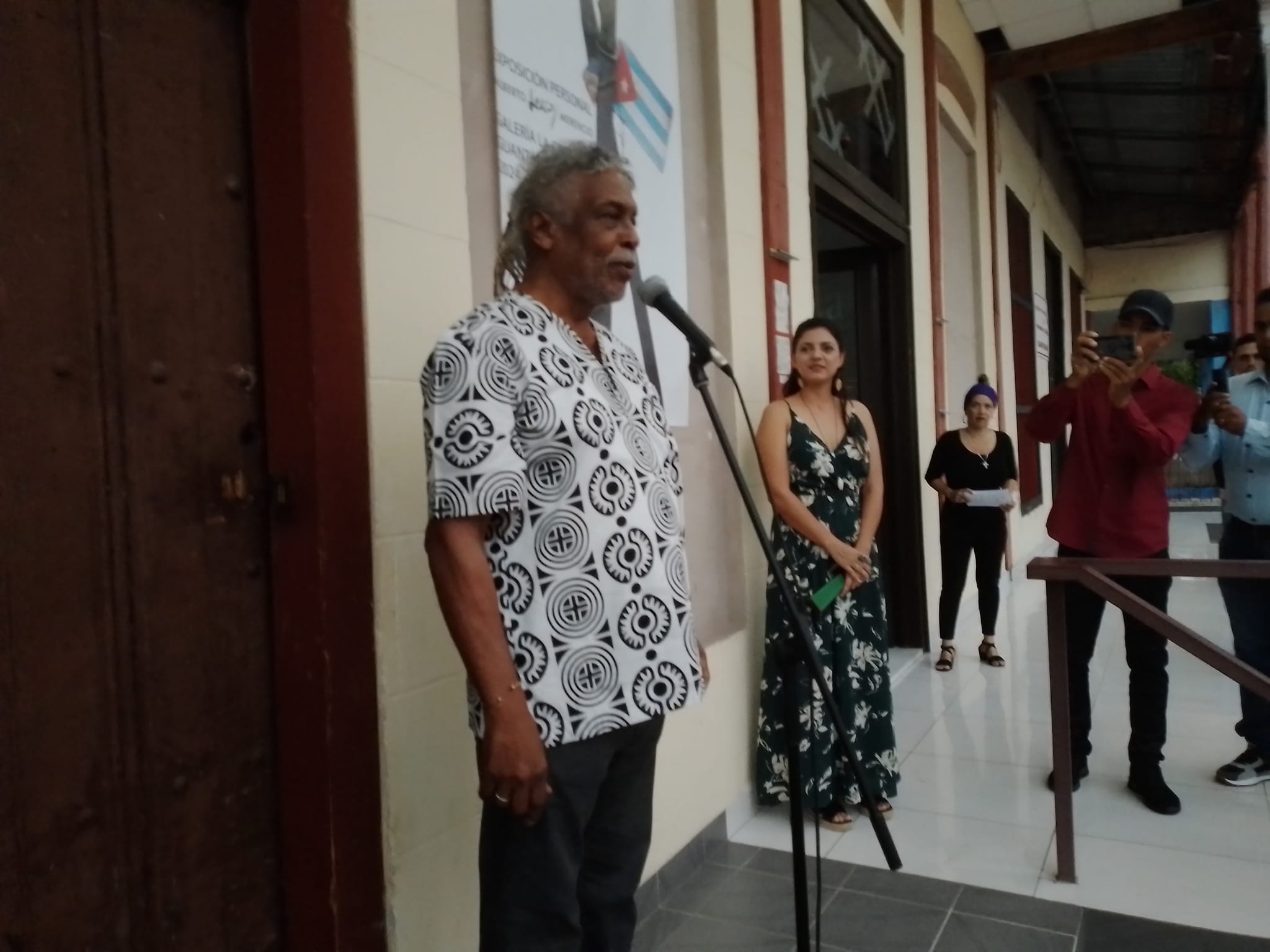 distincion hermandad lescay6