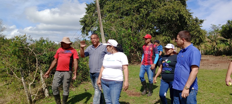 Visita Yateras