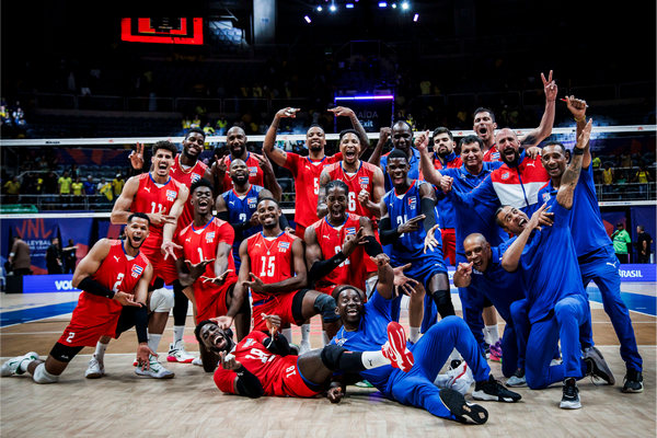 24 VNL CUB BRA Celebra Victoria